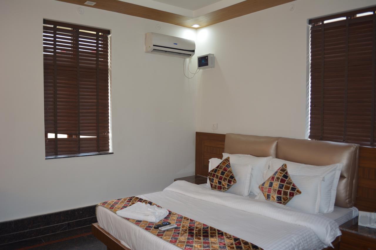 Oyo 10448 Green View Home Stay Déhrádún Exteriér fotografie