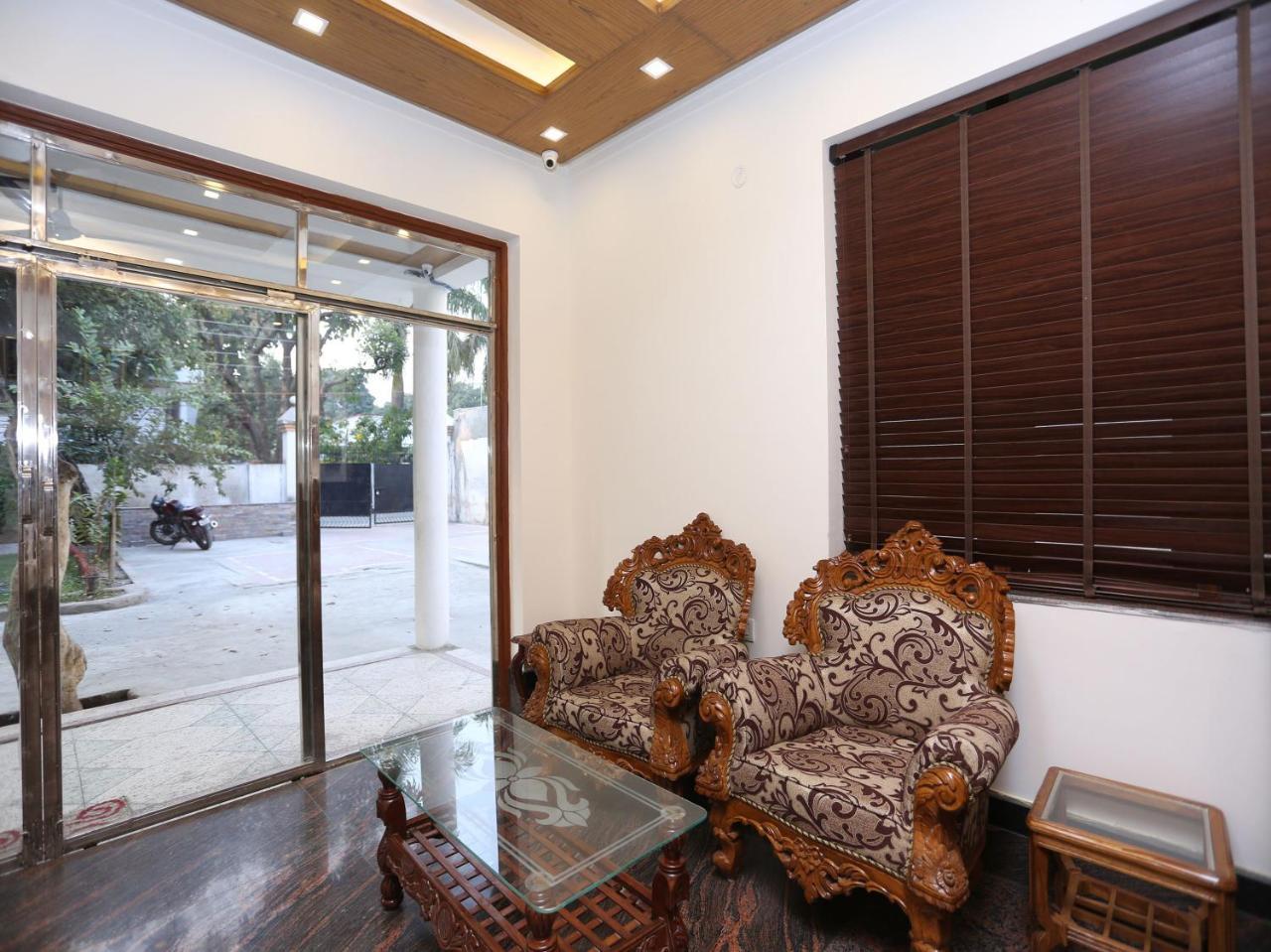 Oyo 10448 Green View Home Stay Déhrádún Exteriér fotografie