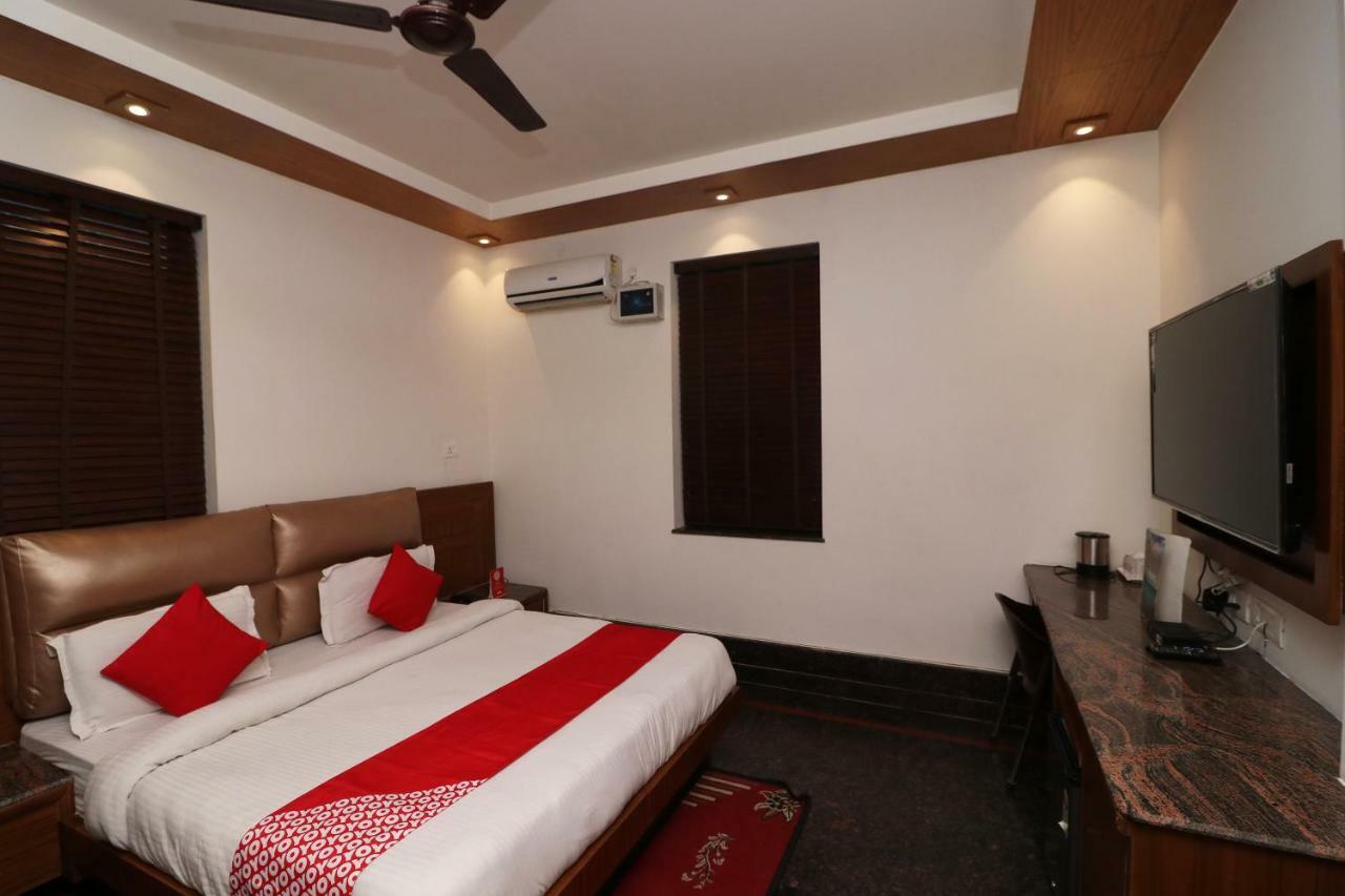 Oyo 10448 Green View Home Stay Déhrádún Exteriér fotografie