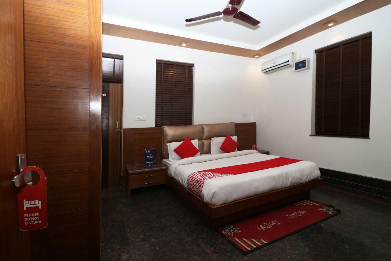 Oyo 10448 Green View Home Stay Déhrádún Exteriér fotografie